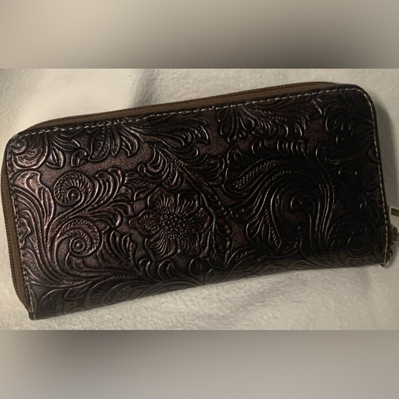 Coral Ridge Zip Around Wallet Western Bling  Studded Brown Leather Cowgirl - Picture 5 of 13